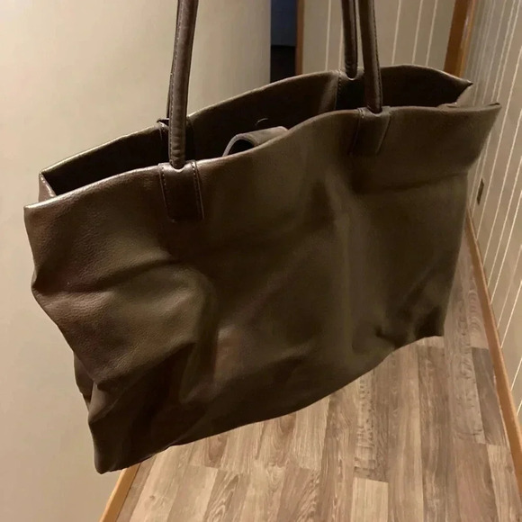 Esprit  brown faux leather messenger shoulder bag - Picture 4 of 4